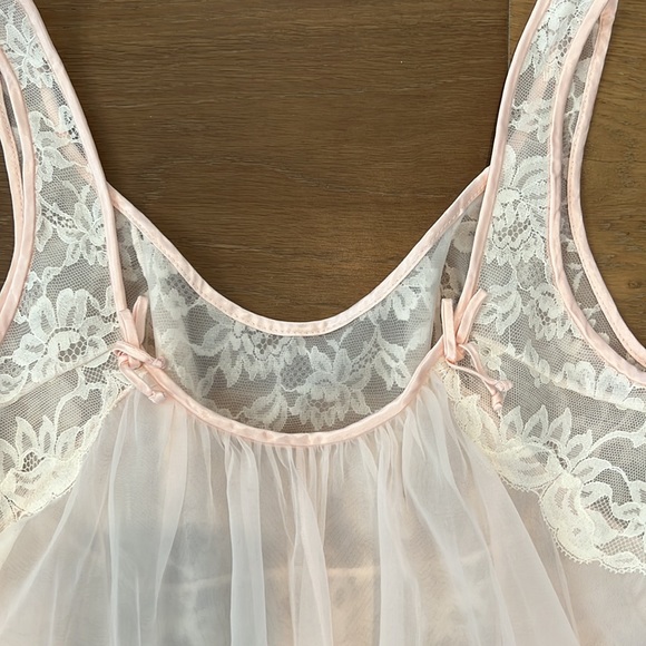 Vintage Vanity Fair Nylon & Lace Nightgown Size 32 Pink - Picture 5 of 5